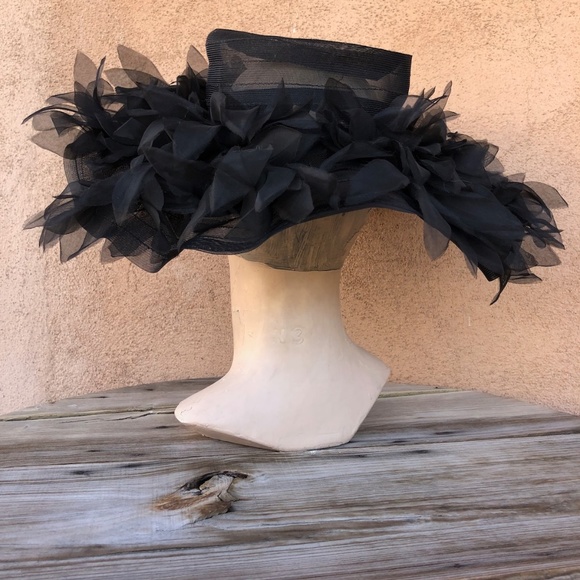 VTG 1960s Black Saucer Hat w Ruffled Brim OS - Picture 5 of 10